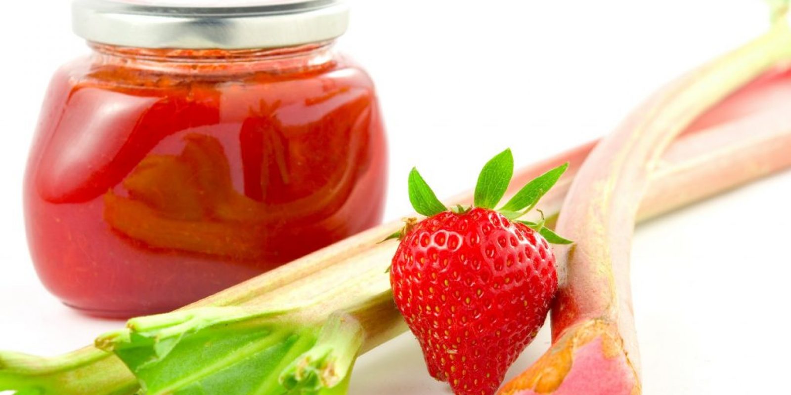 Vegane Erdbeer-Rhabarber-Marmeladen