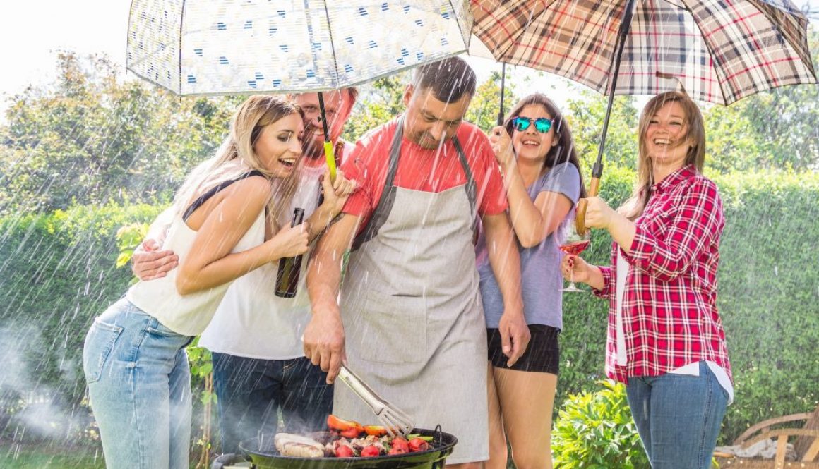 Gartenparty bei Regenwetter