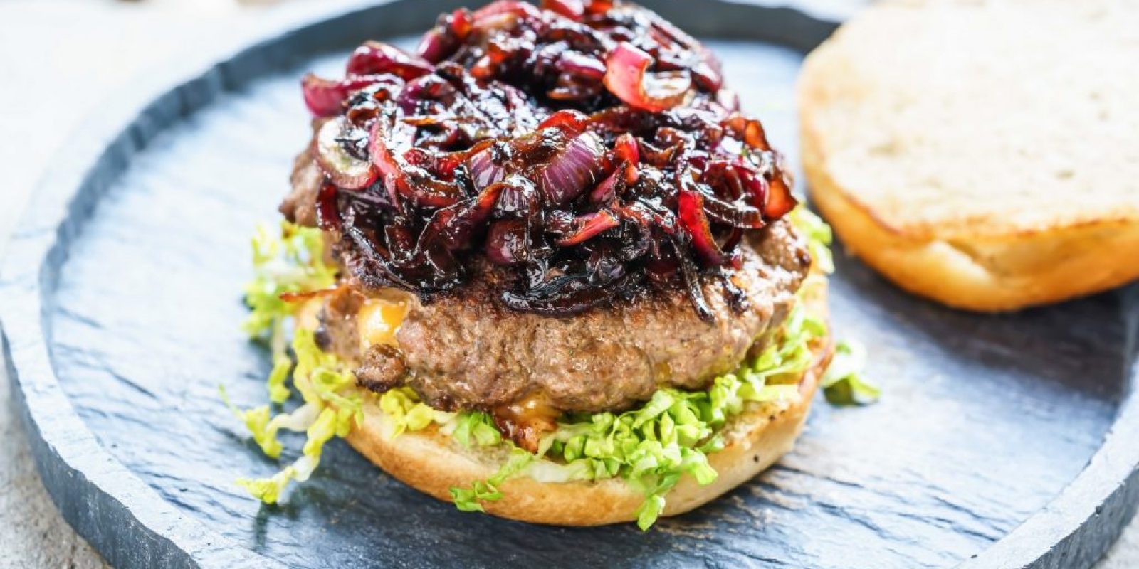 Balsamico-Zwiebeln als Burger-Topping Rezept