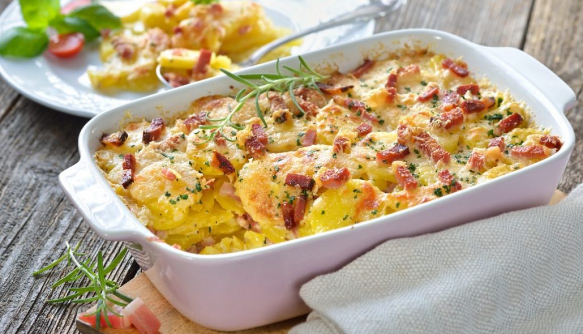 Kartoffelgratin mit Parmesan, Sahne und Südtiroler Speck