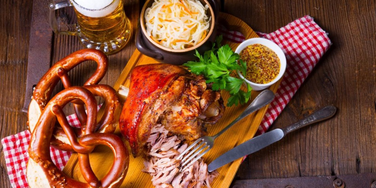 Schmankerl vom Grill: Tipps für eine zünftige Oktoberfest-Grillparty