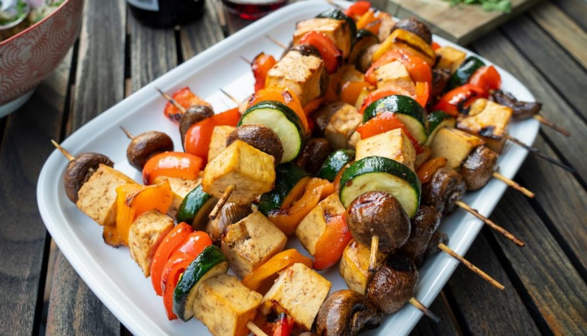 Vegane Gemüsespieße mit Tofu