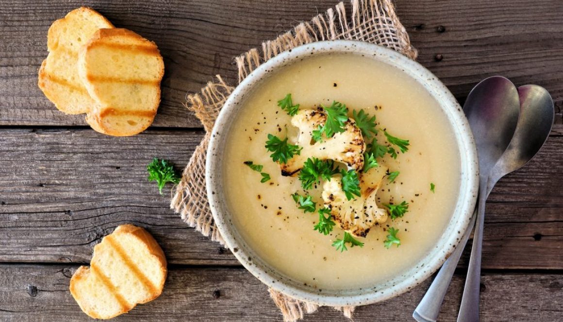 Gerösteter Blumenkohl und Kartoffelsuppe