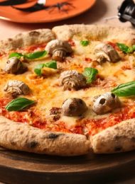 Pizza mit Pilzen